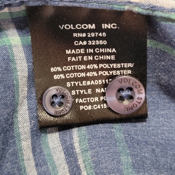 VOLCOM Plaid Button Down - Picture 5 of 5